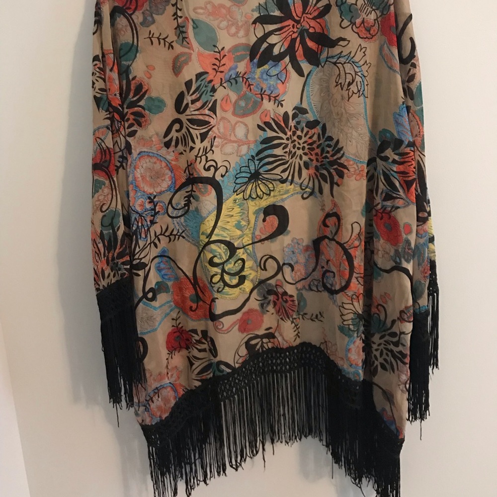 Kimono - Picture 2 of 3